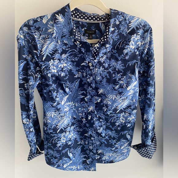 Talbots Tops - Talbots all cotton, XS, blue + white floral + polka dot button down blouse.